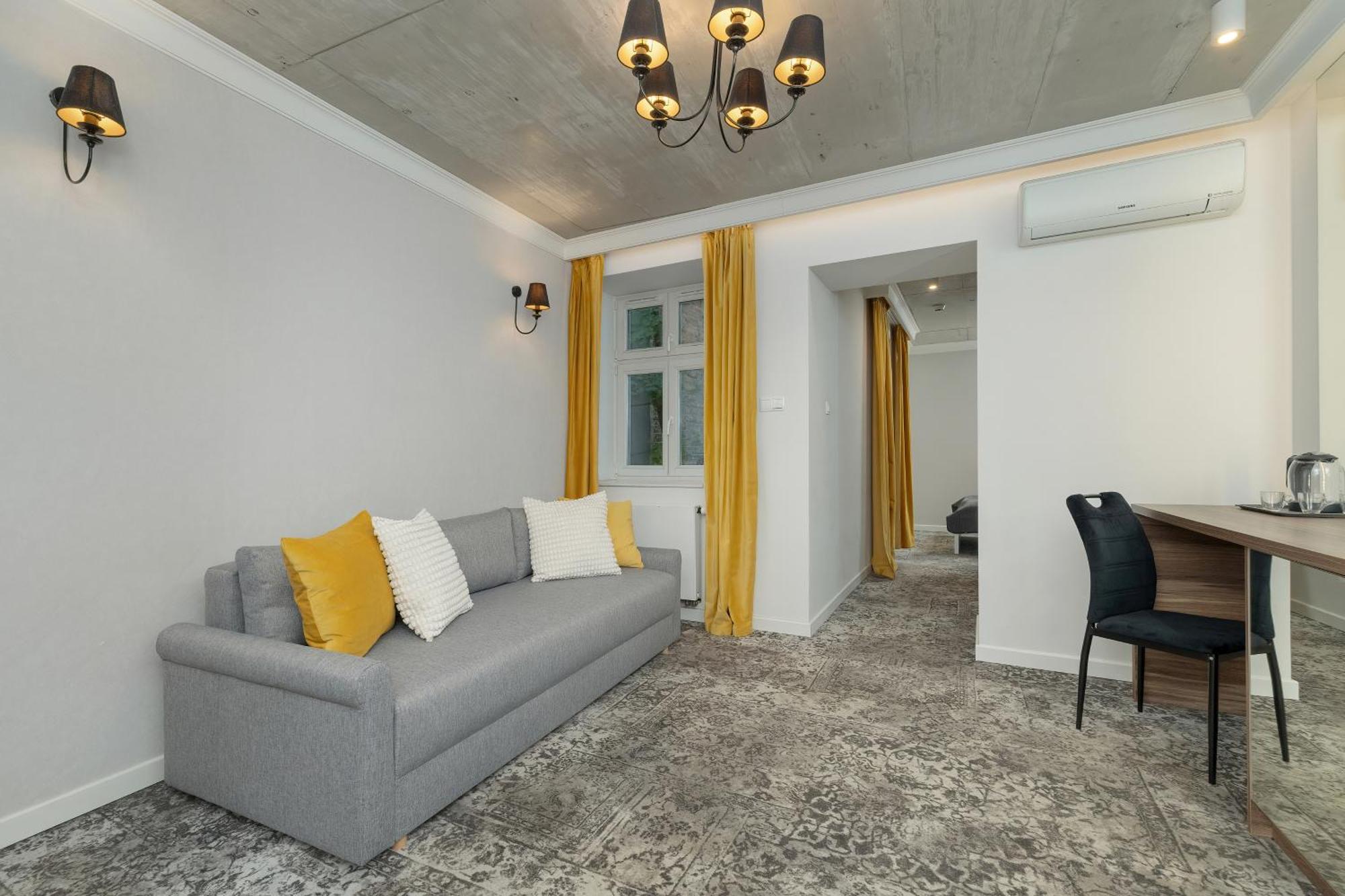 Modern & Comfy Apartment Rakowicka 6 Cracow By Renters Krakow Exterior photo