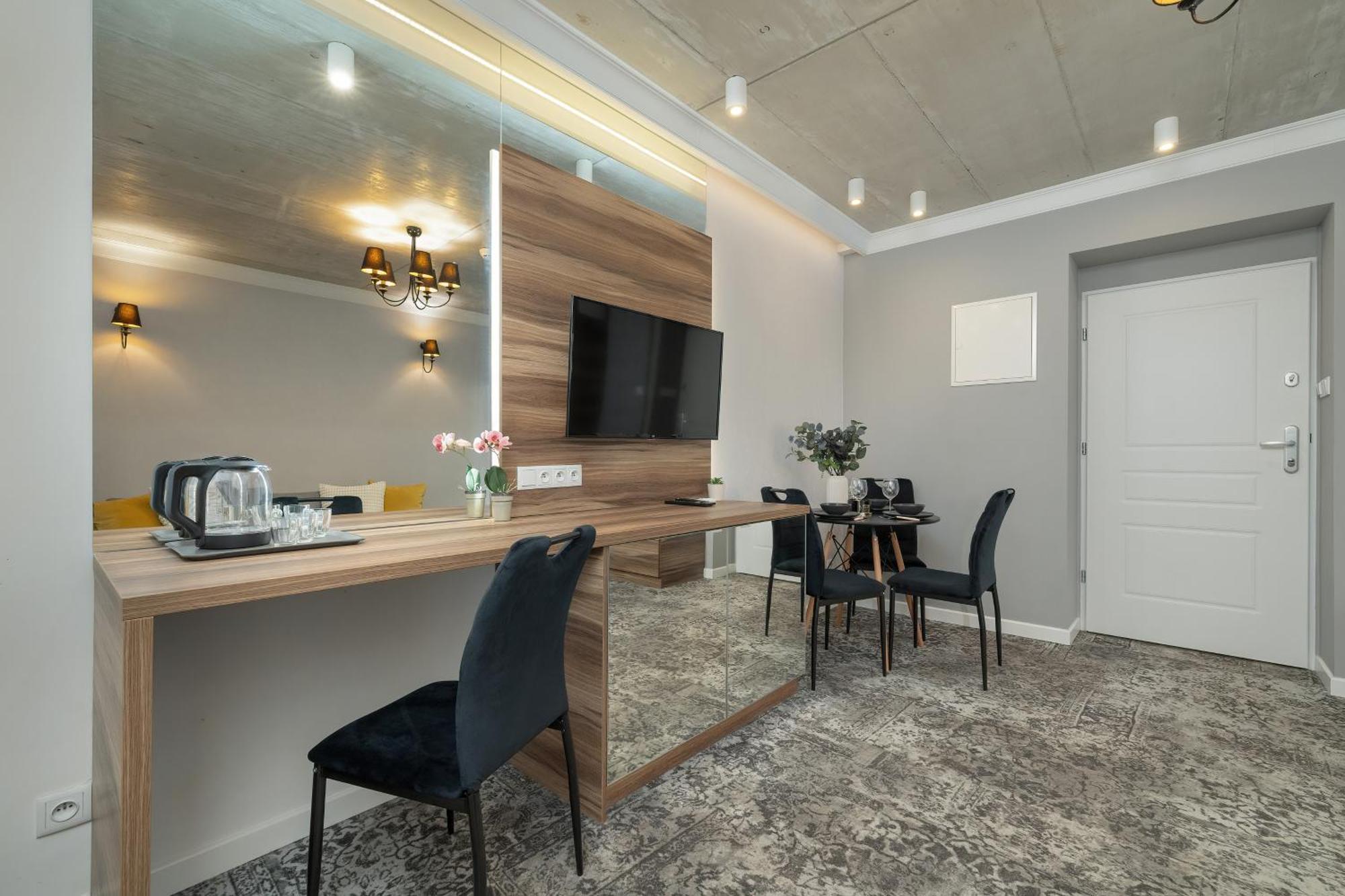 Modern & Comfy Apartment Rakowicka 6 Cracow By Renters Krakow Exterior photo